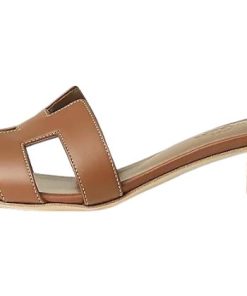 Oasis sandal