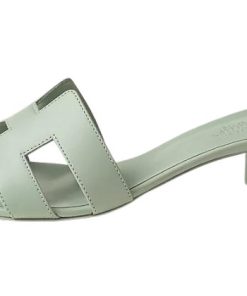 Oasis sandal