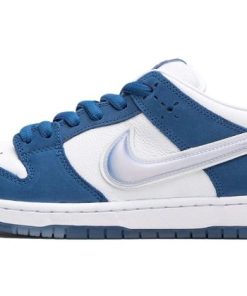 Sneakers SB Dunk Low Born x Raised