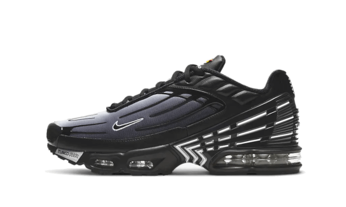 AirMaxPlus3BlackWhite_800x.png