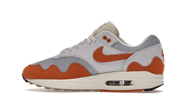 Nike-Air-Max-1-Patta-Waves-Monarch-3.jpg