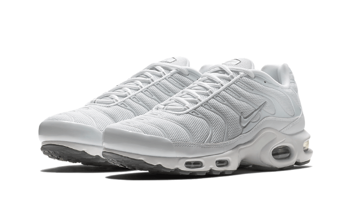 Nike-Air-Max-Plus-White-604133-139-3_800x.png