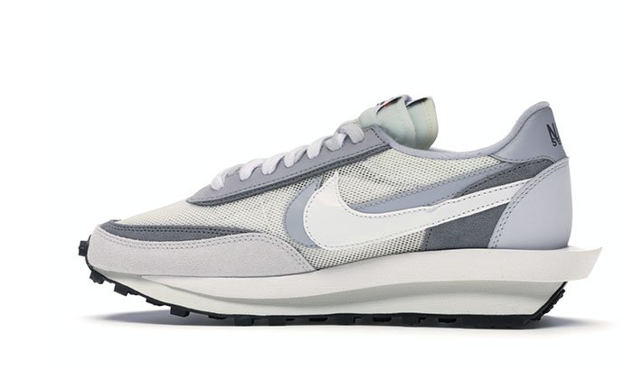 Nike-x-Sacai-LDWaffle-Summit-White-2.jpg