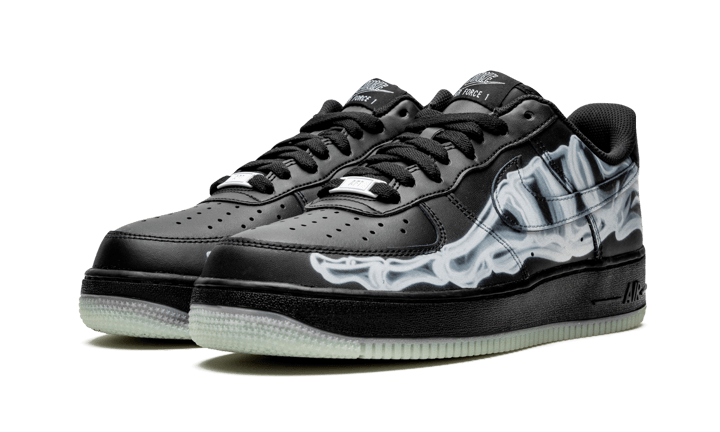 air-force-1-low-black-skeleton-halloween-2019-770378_800x.png