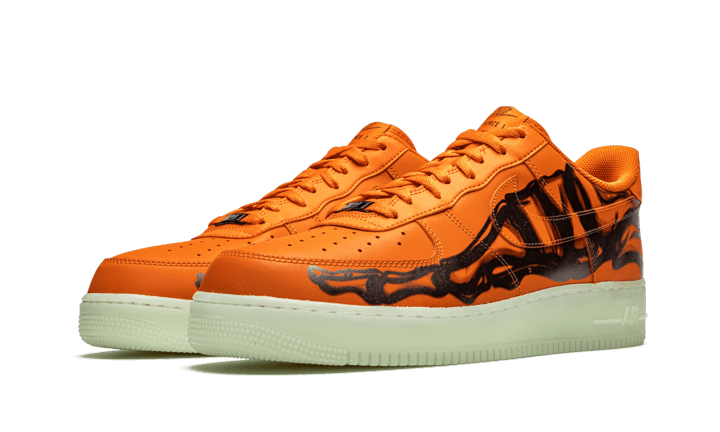 air-force-1-low-orange-skeleton-halloween-2020-131349_800x.png