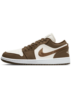 Air Jordan 1 Low SE "Light Olive"