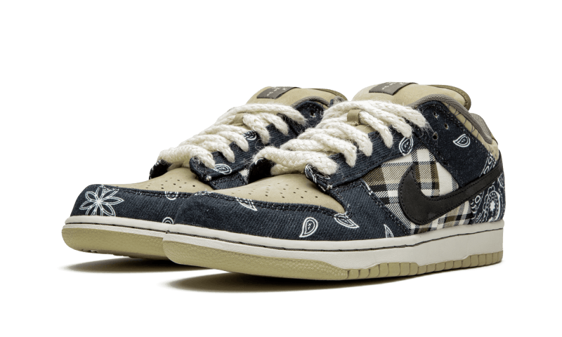 sb-dunk-low-travis-scott-120732_800x.png
