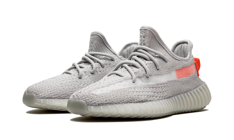yeezy-boost-350-v2-tail-light-369362_800x.png