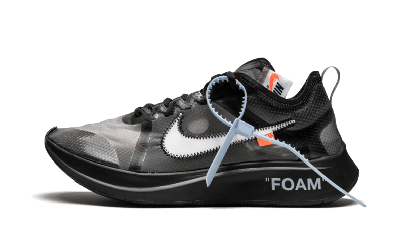 zoom-fly-off-white-black-silver-363422_800x.png